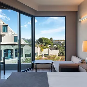 Deluxe Room Side Sea View